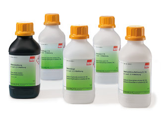 Ammonia solution, 4 mol/l - 4 N volumetric standard solution, 500 ml, plastic